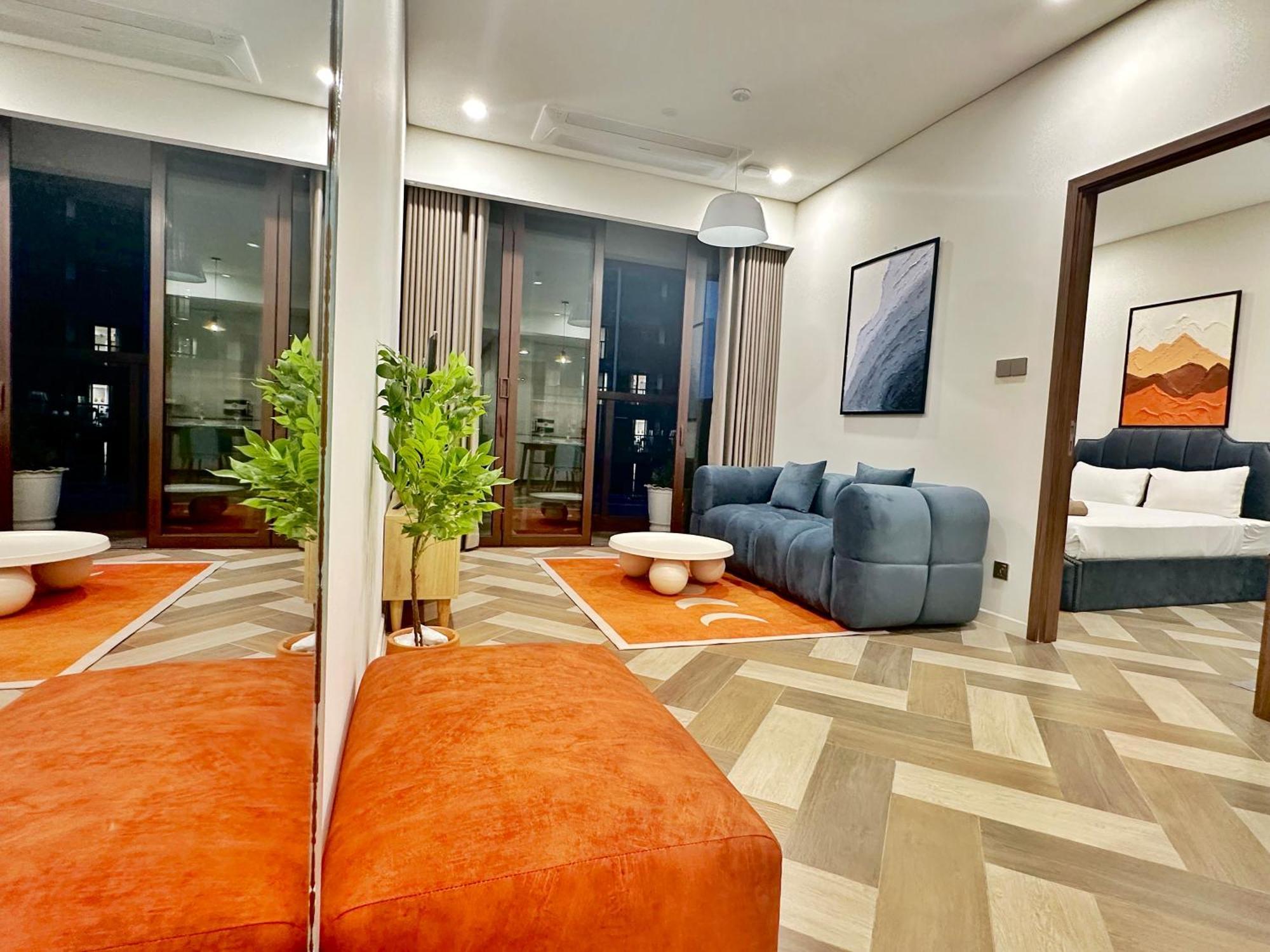 The Metropole -Complex "Opera, Crest, Galleria " -Free Pool-Gym-Sauna Room-Yoga Room Хошимин Екстериор снимка