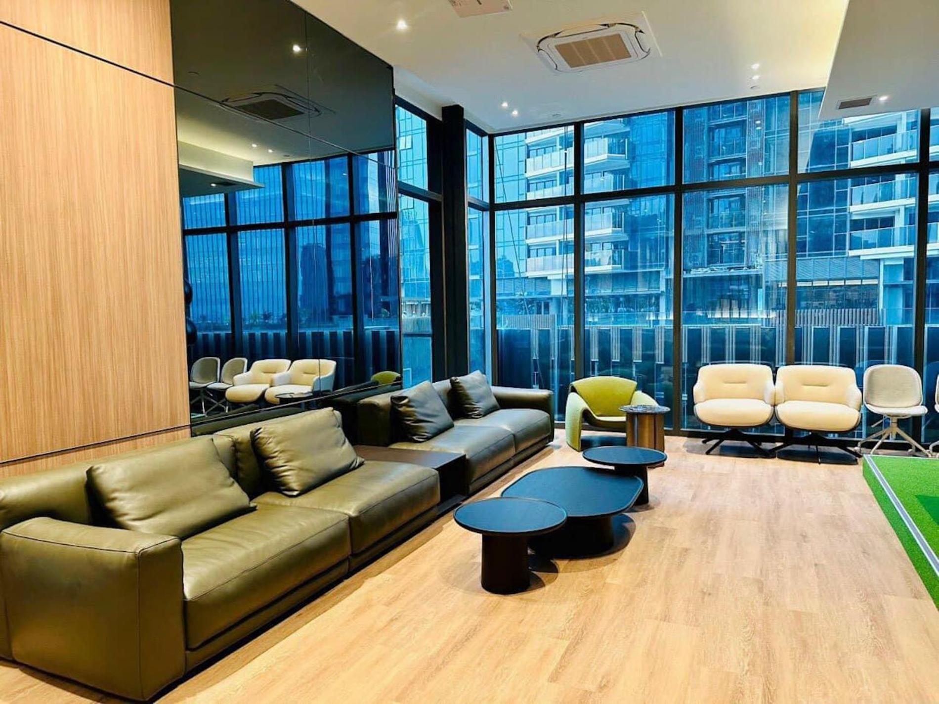 The Metropole -Complex "Opera, Crest, Galleria " -Free Pool-Gym-Sauna Room-Yoga Room Хошимин Екстериор снимка